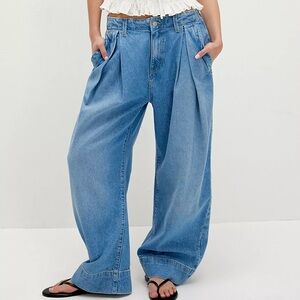 We The Free Free People Crvy New Spin Trouser Crop Jeans Size 34